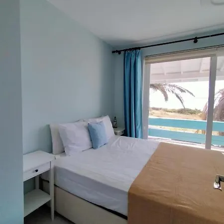 Dalyan - Deniz Manzarali Plaja Cok Yakin Bahceli Villa Çeşme