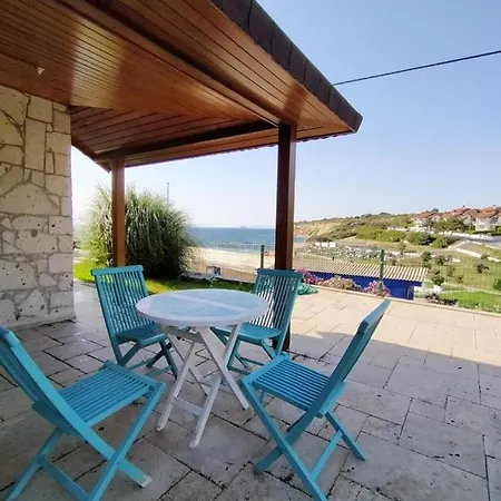 Dalyan - Deniz Manzarali Plaja Cok Yakin Bahceli Villa Çeşme